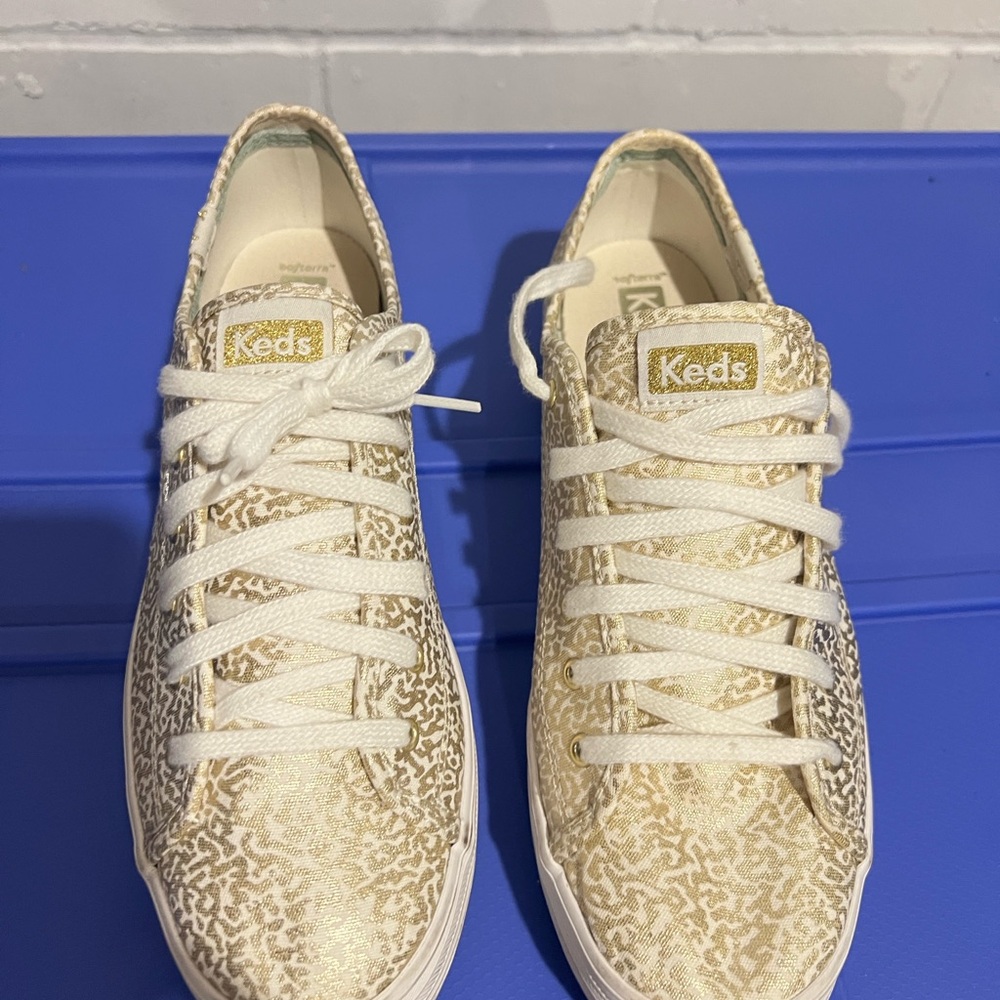 Keds Cream and Gold Patterned Sneakers